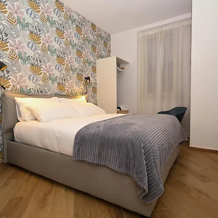 Apartament Mimi *