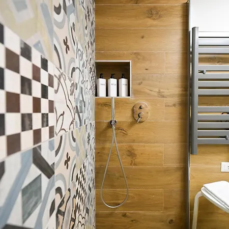 Mimi Apartament Bari